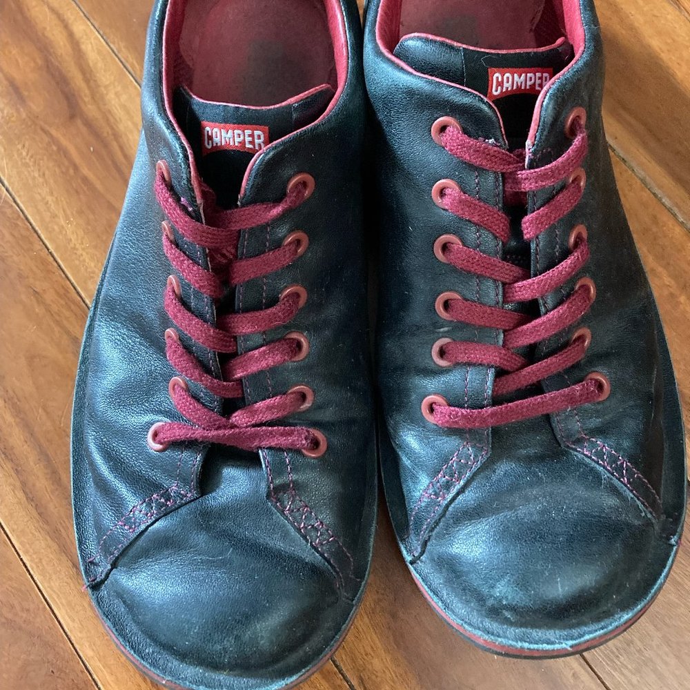 Black & Red Men's Camper Beetle Shoes in Size 41 (US9)